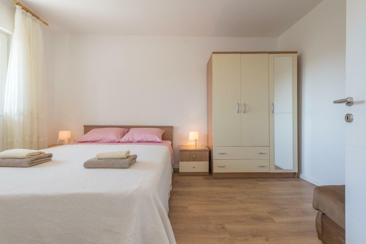Apartmani Dupor Gornji Karin Luaran gambar
