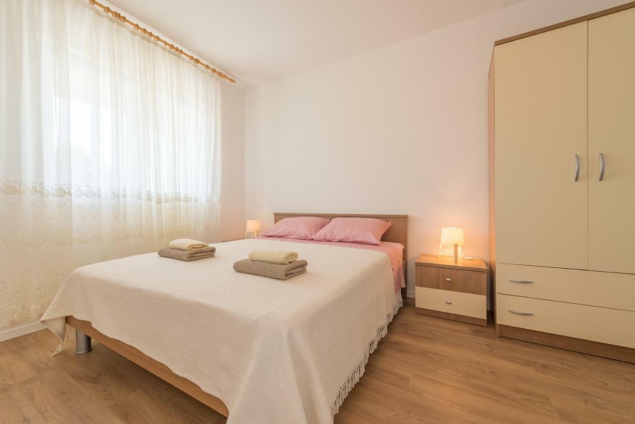 Apartmani Dupor Gornji Karin Luaran gambar