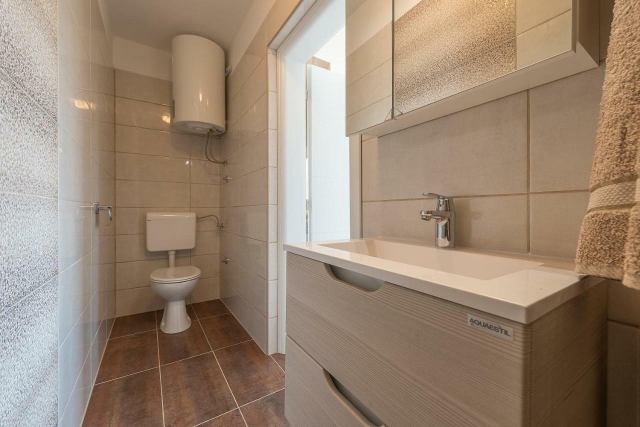 Apartmani Dupor Gornji Karin Luaran gambar