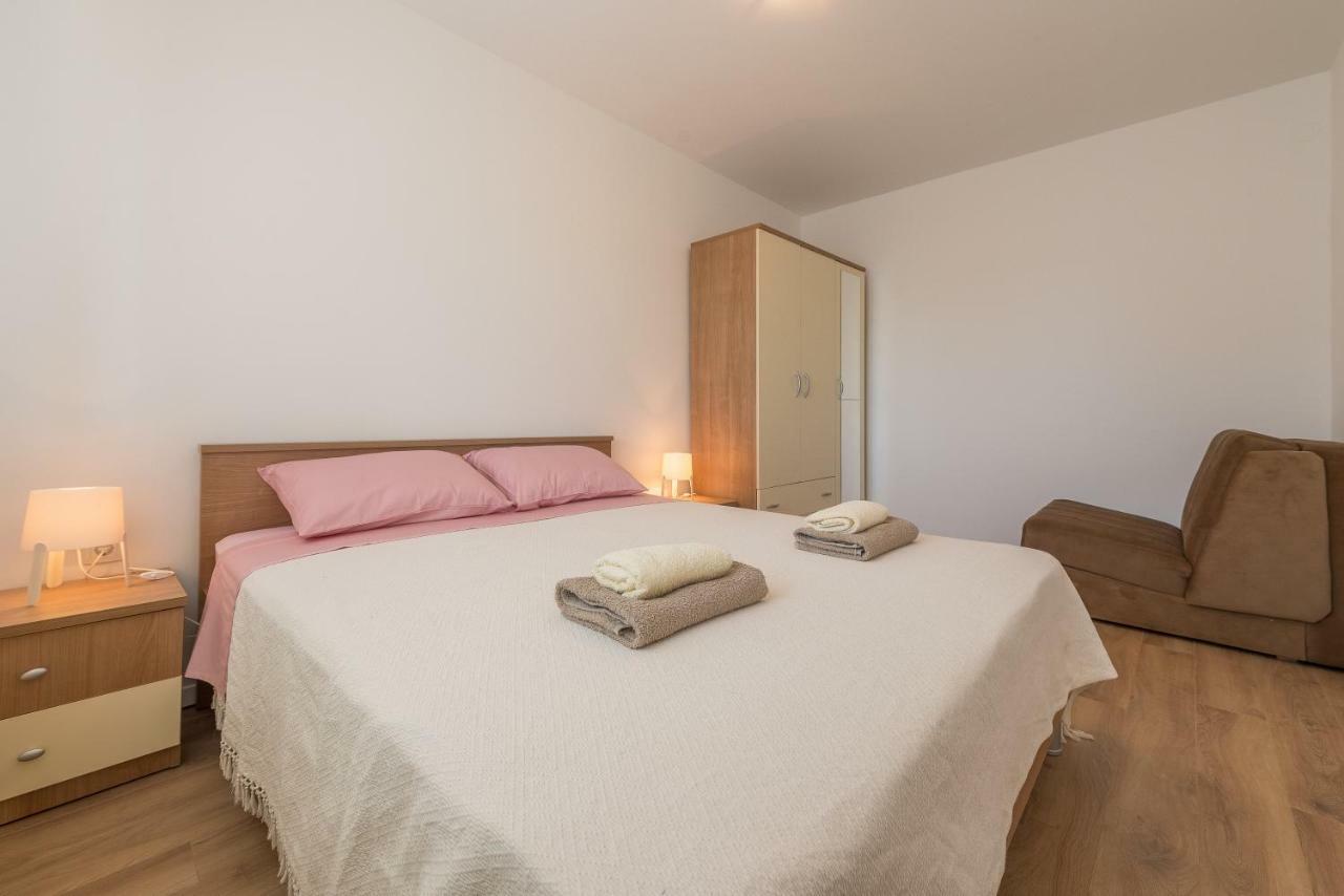 Apartmani Dupor Gornji Karin Luaran gambar