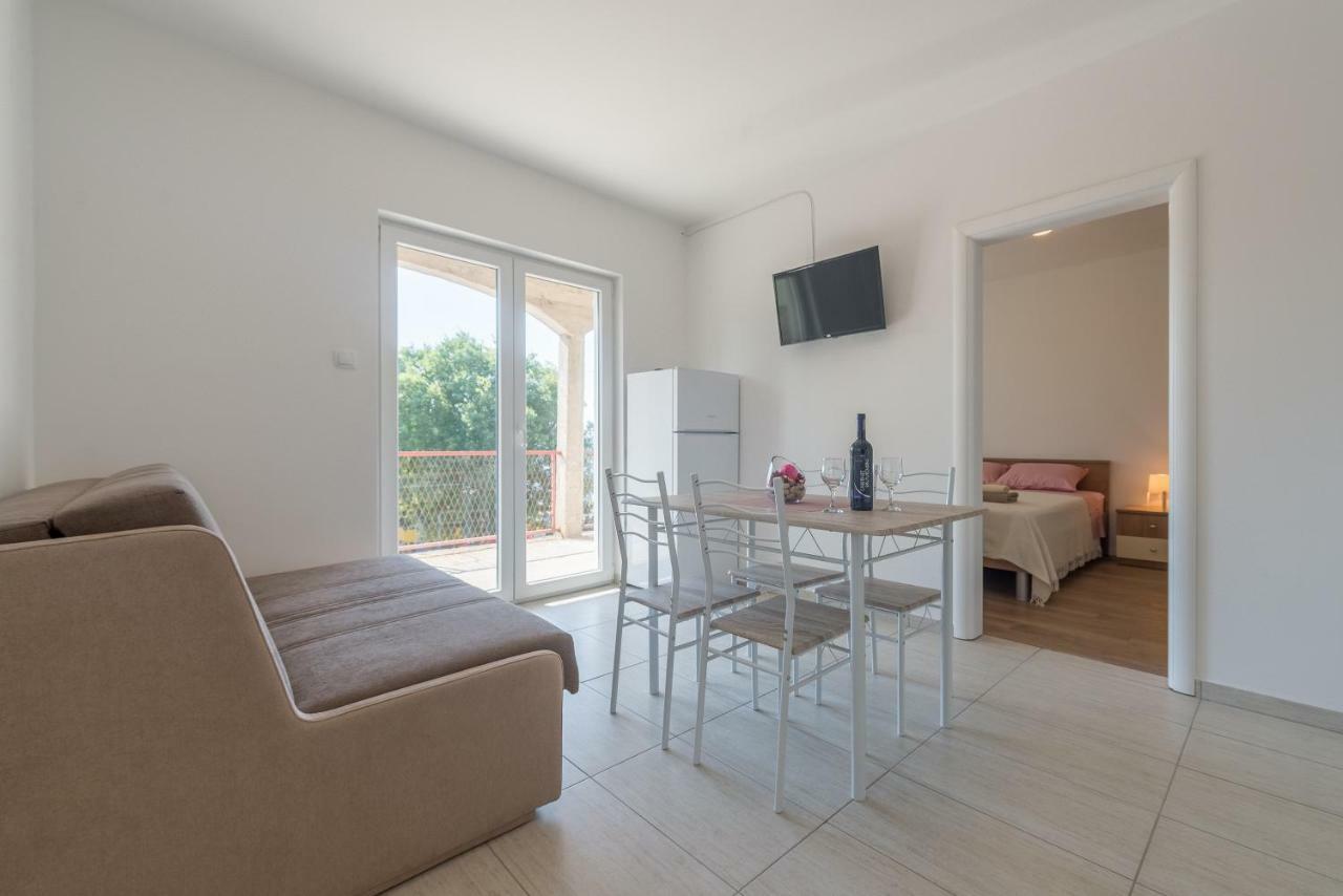 Apartmani Dupor Gornji Karin Luaran gambar