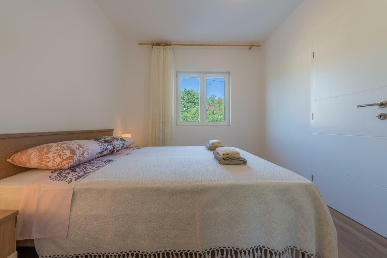 Apartmani Dupor Gornji Karin Luaran gambar