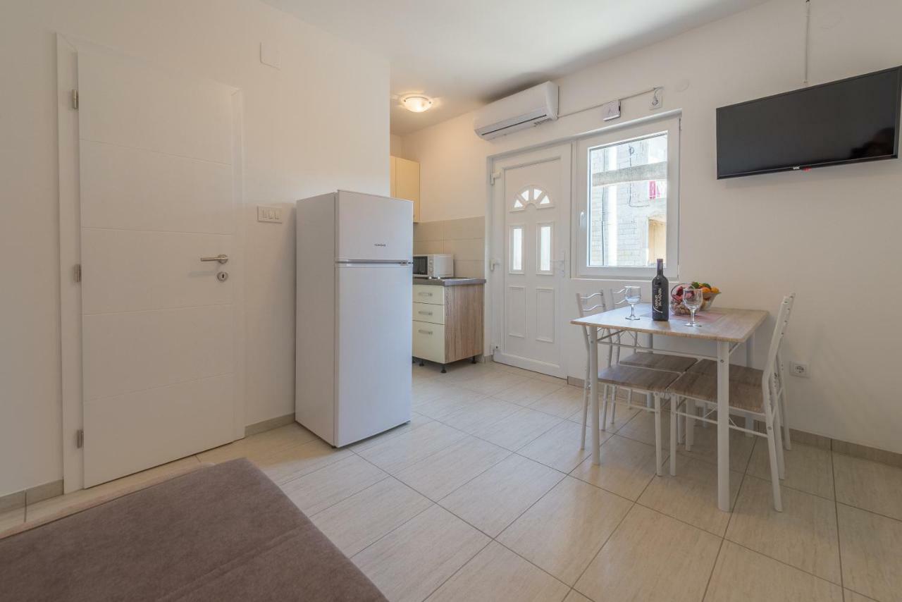Apartmani Dupor Gornji Karin Luaran gambar
