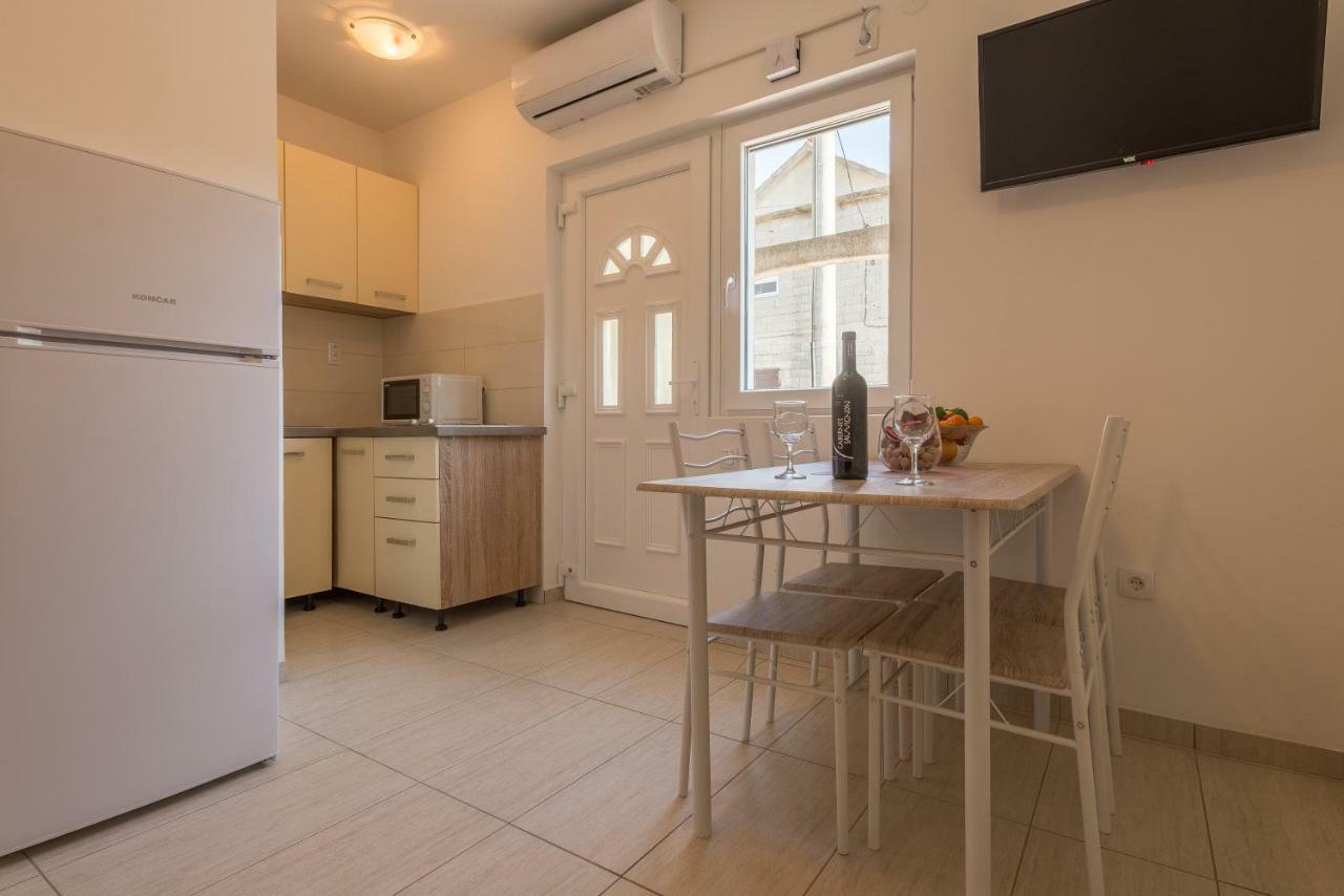 Apartmani Dupor Gornji Karin Luaran gambar