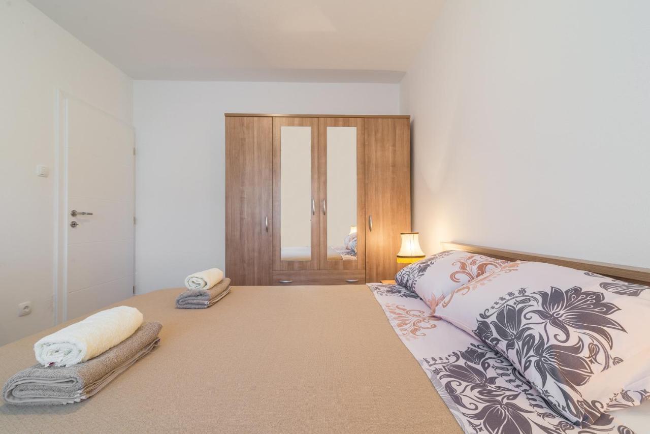 Apartmani Dupor Gornji Karin Luaran gambar