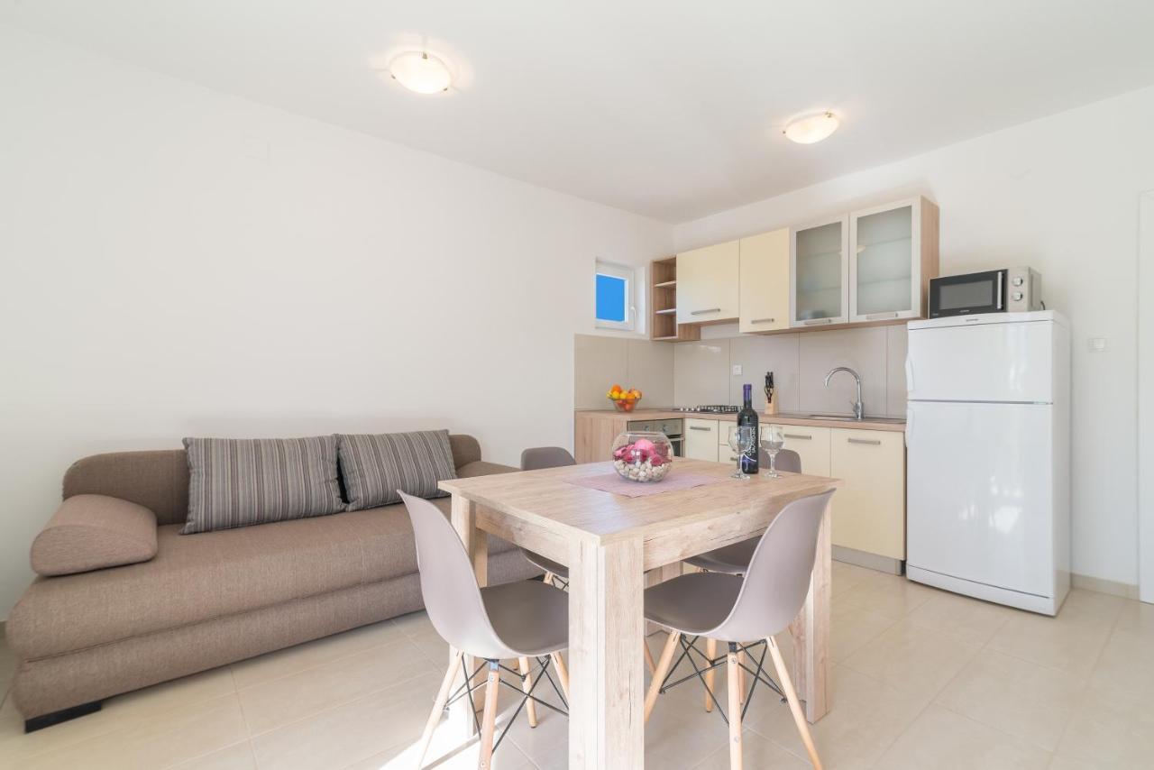 Apartmani Dupor Gornji Karin Luaran gambar